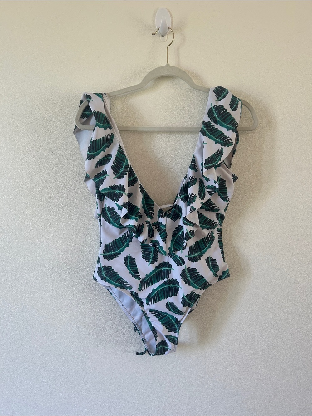 Zaful Deep V One-Piece Swimsuit with Ruffled Green Leaf Print